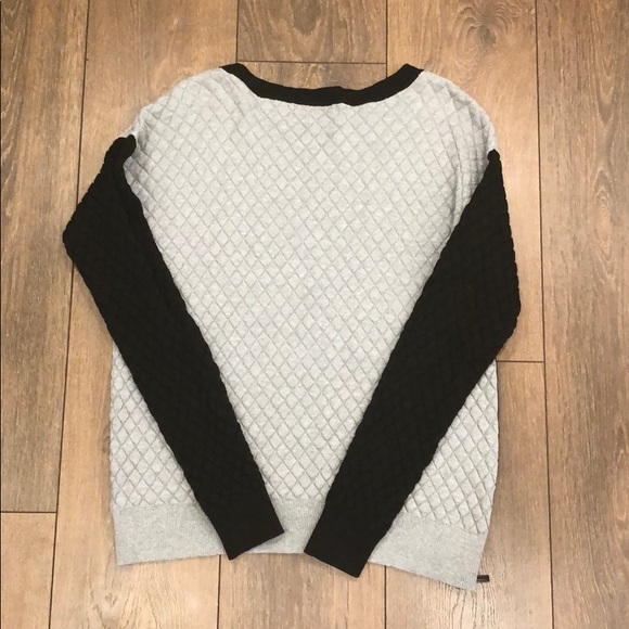 Michael Kors Quilted Gray Long Sleeve Size S - Picture 5 of 6